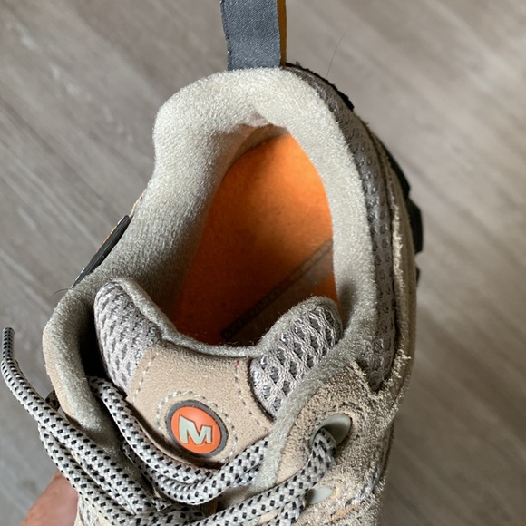 MERRELL Continnum low profile Hiking Shoes - Picture 11 of 13